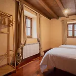 La Casa Del Medico Cerezo de Abajo